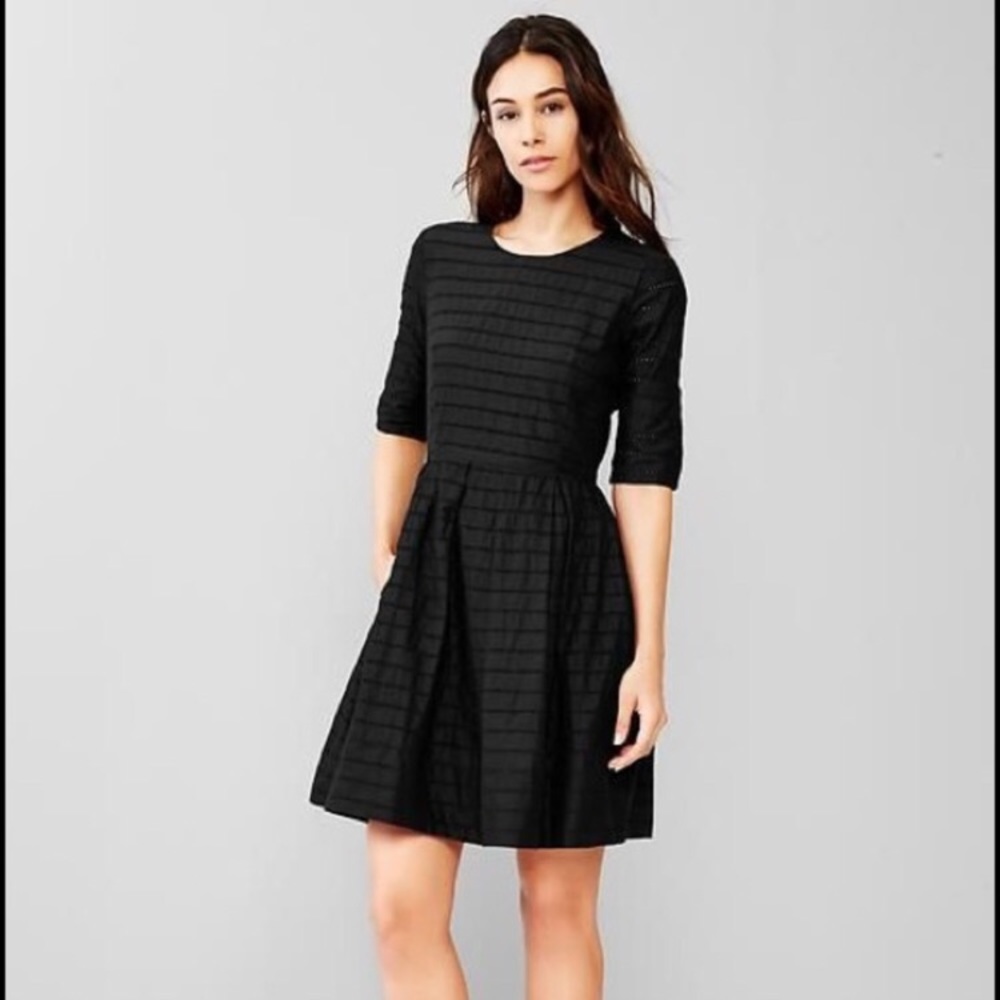 Gap eyelet dress